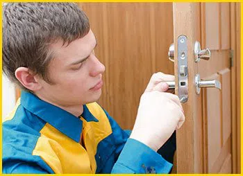 Vancouver Neighborhood Locksmith Vancouver, WA 360-667-3254 - 16-emergency-unlock